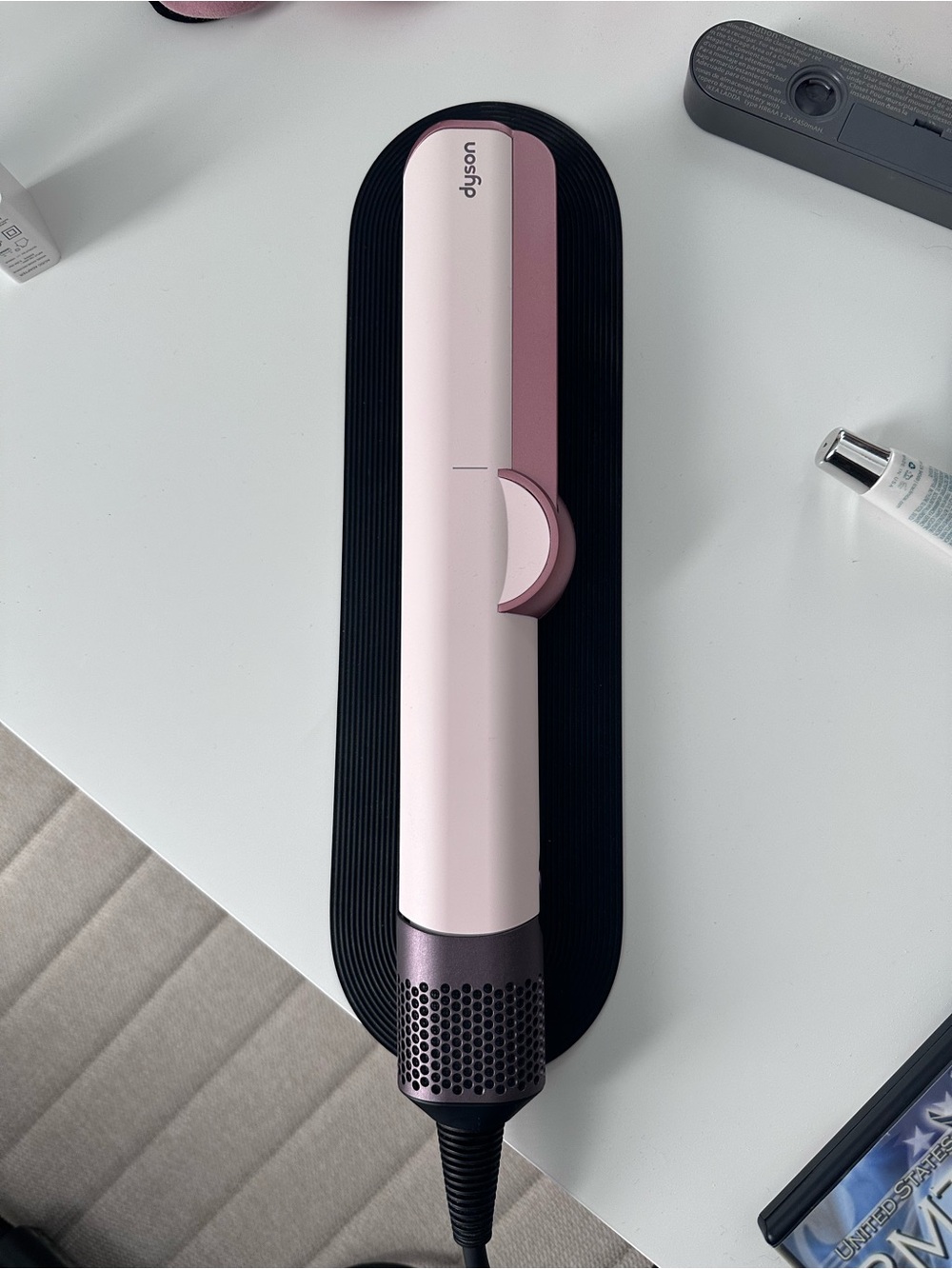 Dyson Airstrait™ dryer and straightener
(Ceramic Pink/Rose Gold)